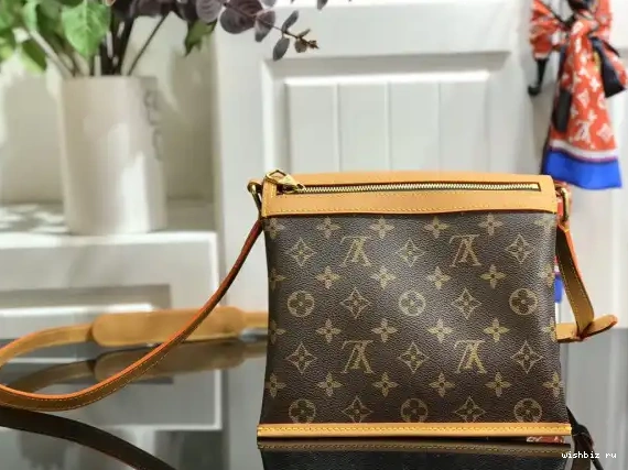WIS LOUIS SLANTING VUITTON 0429